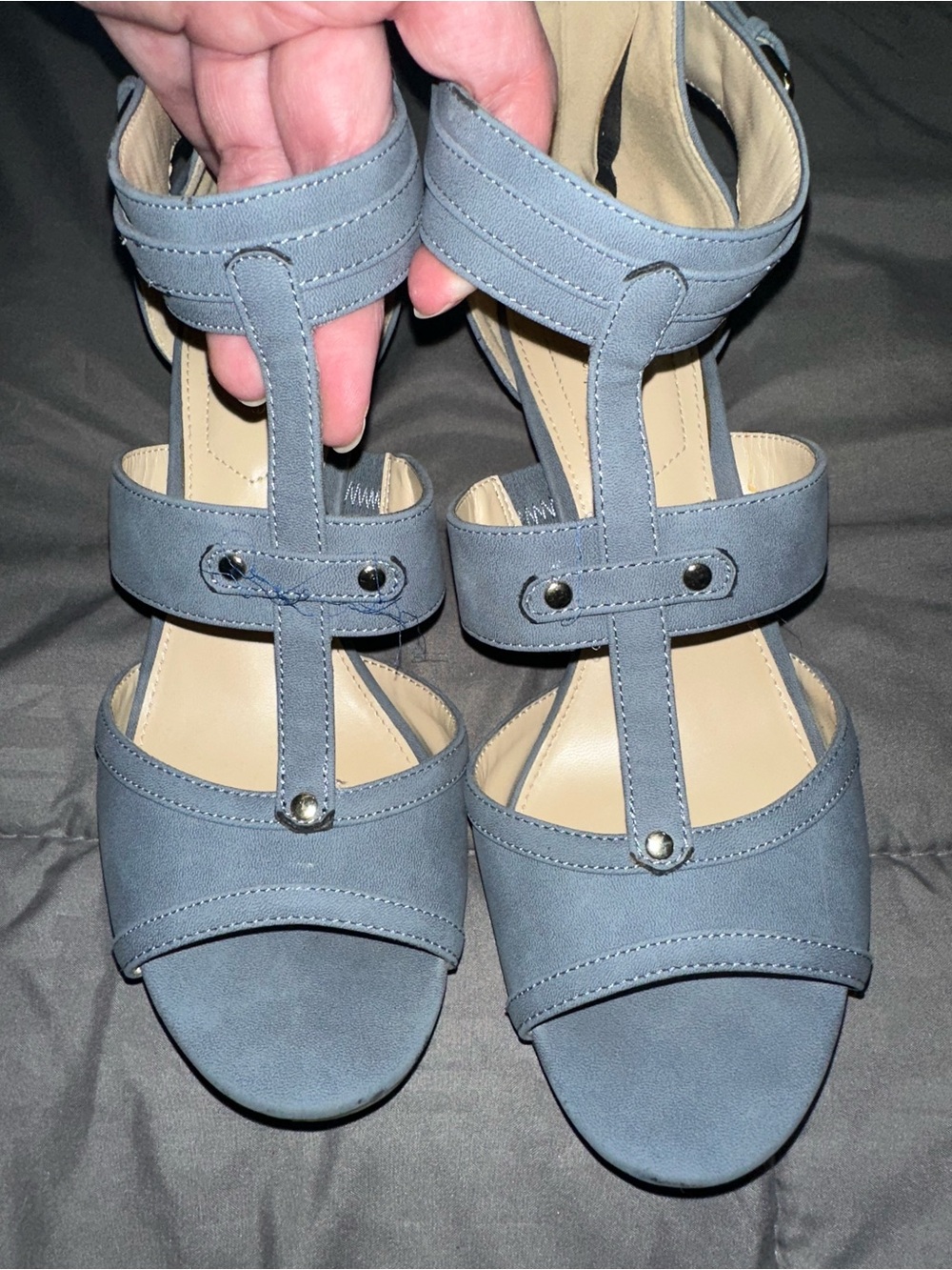 Liz Claiborne "Refined Comfort" Bahati Strappy Sandals